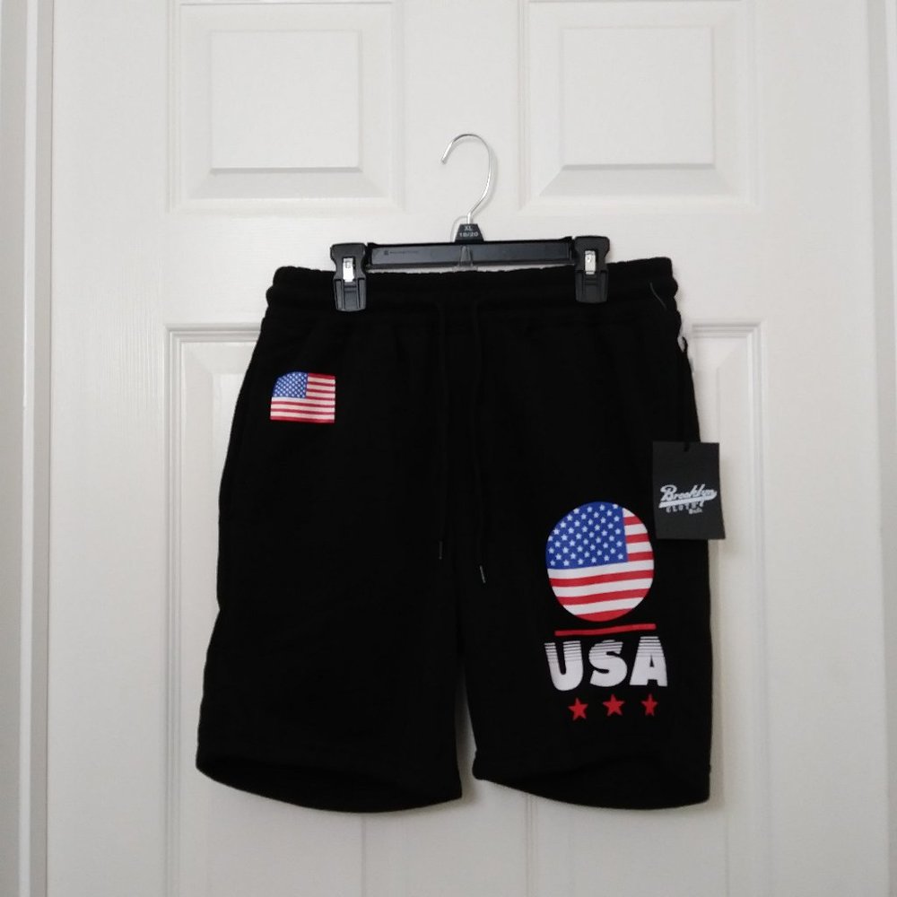 Brooklyn USA Fleece Black Short Size Small